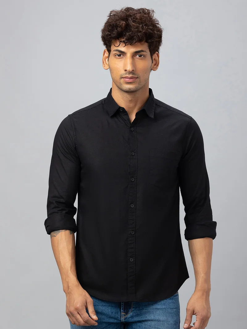 globus Globus Men Black Solid Cotton Regular Fit Casual Shirt